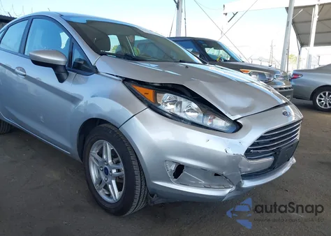 2018 Ford Fiesta Se из США, поврежденный, VIN 3FADP4BJ5JM104823